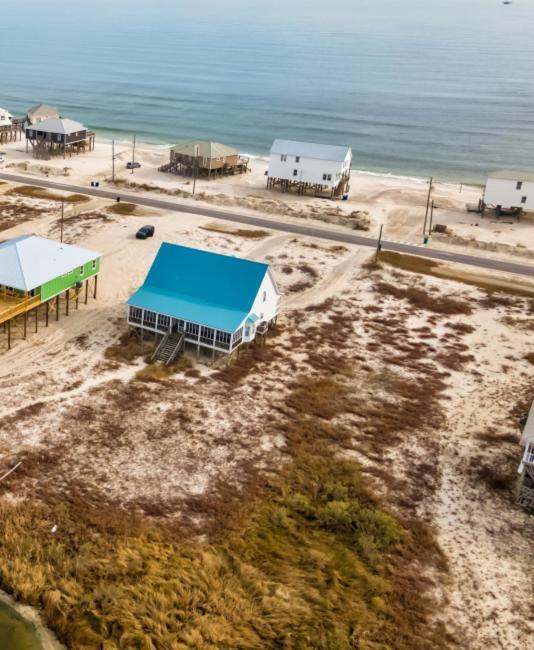 Relaxation - Large Bay Front Home Has Everything You Need For The Perfect Dauphin Island Family Holiday! Home Exterior foto